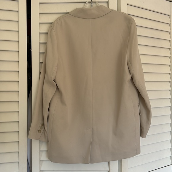 BRAND NEW Zara Oversized Blazer Size XS - Picture 3 of 6